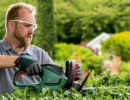 Bosch UniversalHedgeCut Corded 480W Hedge trimmer - 600mm