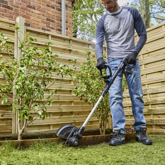 Mac Allister Solo 18V 250mm Cordless Grass trimmer - MGT1825-Li